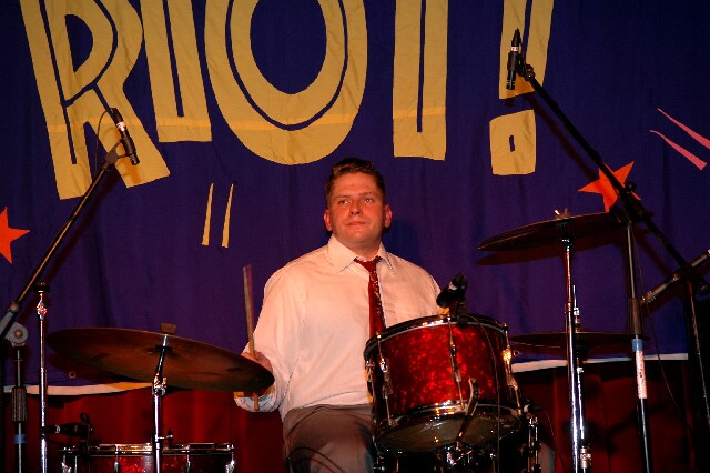 min 2006 11 24 riot 134